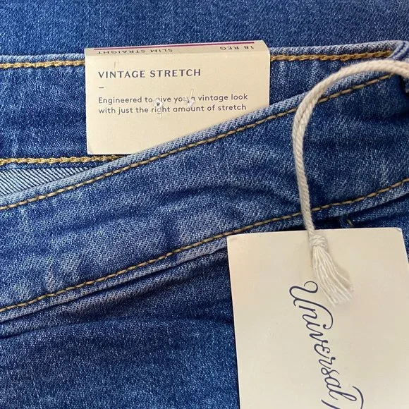 Universal Thread High Rise Straight Fitted Denim Jeans Medium Wash Blue NWT - Picture 8 of 10
